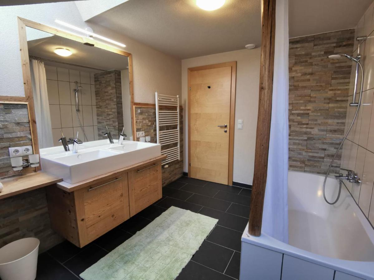 Haus Viktoria Apartman Mayrhofen Kültér fotó